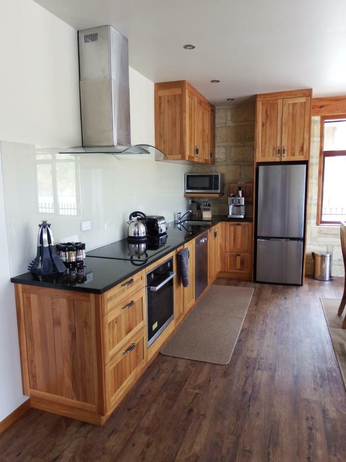 Mahana Farm Cottage ภายนอก รูปภาพ